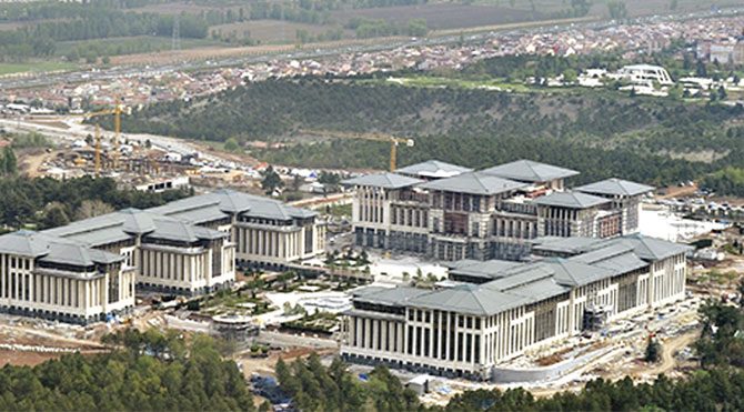 Ankara’ya Ak Saray tıraşı 