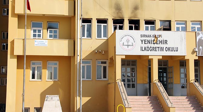 silopi-yakılan-okul-371-2