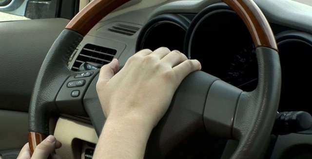 Diğer sık rastlanan durumlar arasında ise şerit değiştirirken kör noktada araç olması, trafik durumu nedeniyle takip mesafesini koruyamamak, hız limitlerini geçmek, yorgun araç kullanmak ve trafik işaretlerini gözden kaçırmak geldi.