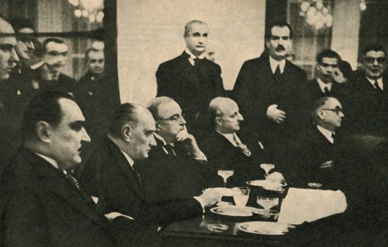 "Şu Dalmadan Geçtin Mi" Müzeyyen Senar