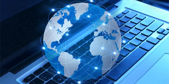 Eğlenceyle eğitimin iç içe geçtiği bilişim çağında, YouTube gibi siteler sadece komik hayvan videoları içermiyor. Pek çok konuda neyin nasıl yapılacağına dair eğitici içerik, online olarak yayınlanıyor. İstendiği zaman anında erişilen bilgilere bir anda erişimin kesilmesi cidden felaket demek.