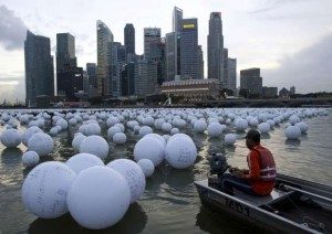 13- Singapur <br /><br />Üstün zekalı kişi sayısı 483 bin.