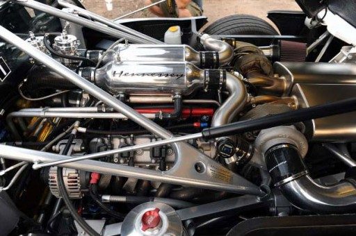 Dünyanın en hızlı arabasının motoru