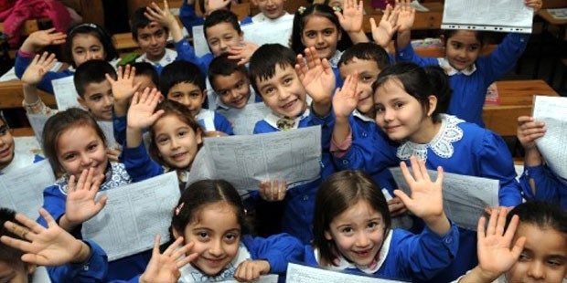Türkçe'deki en uzun kelime "Çekoslovakyalılaştıramadıklarımızdan mısınız?" olması.