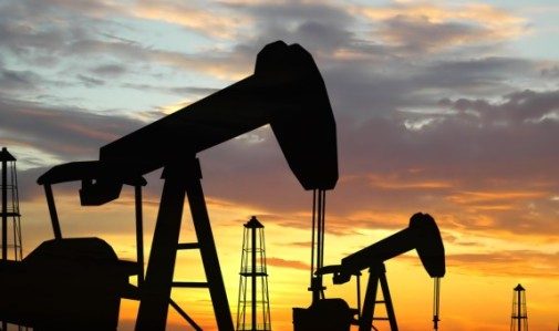 Petrol rezervleri 2040`da tükenebilir