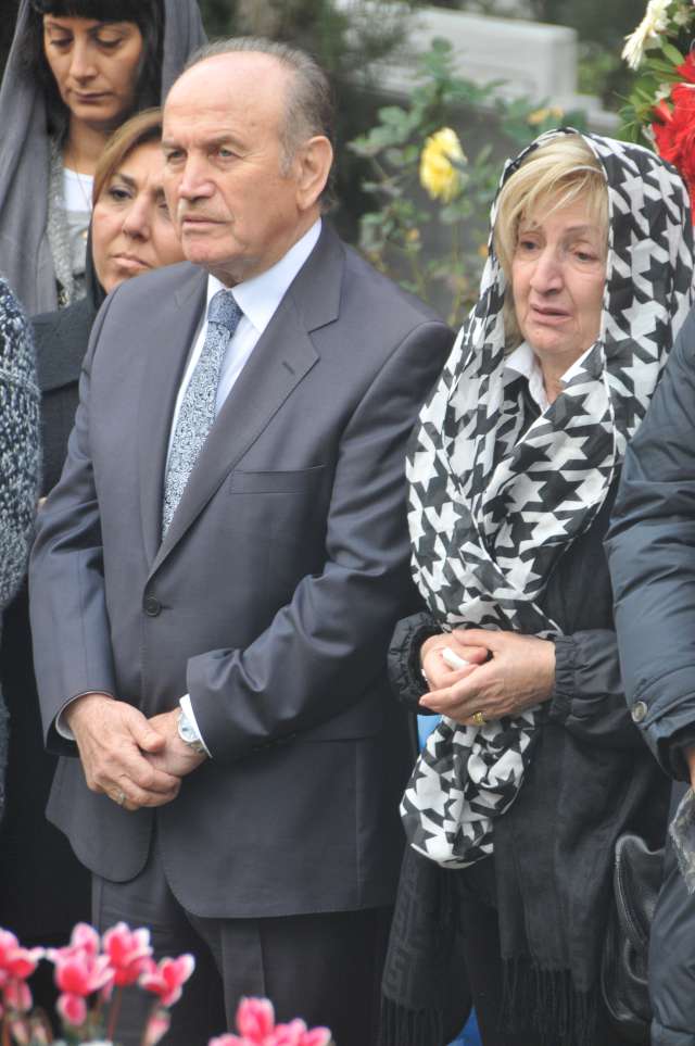 ''Nejat Baba en çok tiyatro için yaşadı.