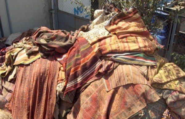 Depolardaki halı ve kilimlerin durumunu öğrenmek için soru yönelttiğimiz Vakıflar Genel Müdürlüğü yetkilileri, sorularımızı cevapsız bıraktı.