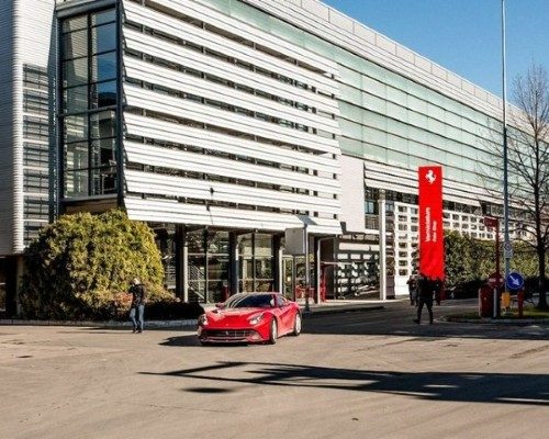 Ferrari'nin hikâyesi, Enzo Ferrari'nin yaşam hikâyesi olarak kabul edilir.