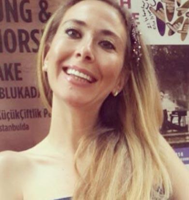 Yarışmanın en tartışmalı üyelerinden biri Özlem Özden.