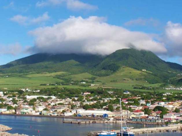 Saint Kitts ve Nevis : Saint-Kitts ve Nevis'de hükümet tarafından onaylanan projelere 400 bin ile 1 milyon dolar arası yatırım yapmak gerekiyor.