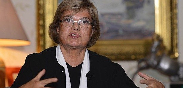 "Mübarek kurban şeker bayramınız kutlu olsun" <br /><br />Tansu Çiller