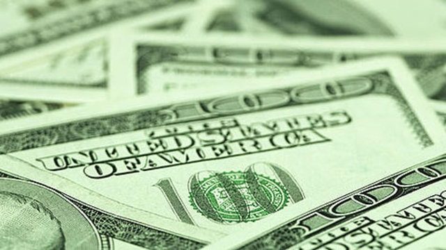 1929 yılında yapılan çalışma sonucunda banknotlar için en dayanıklı rengin yeşil olduğu ortaya çıktı ve o günden beri rengin çok çeşitli tonları Amerikan Doları üzerinde kullanılmaya başladı.