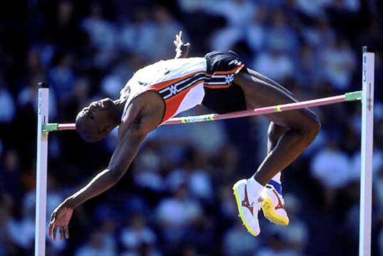 Olimpiyat rekortmeni:Yüksek atlama rekoru 1996 Atlanta Olimpiyat Oyunları'nda 2.39 m ile Charles Austin'e ait.