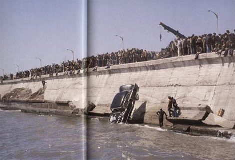 Adı Ölüm virajı olan Zeytinburnu'nda araçların sık sık denize uçtuğu yerlerden biri..
