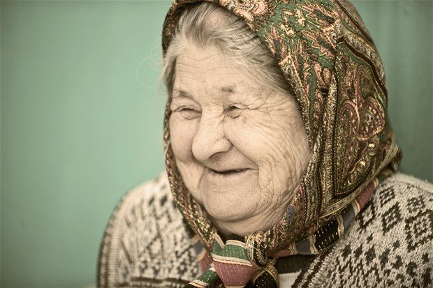 Tarih boyunca kadınlar erkeklerden daha uzun ömürlü oldu