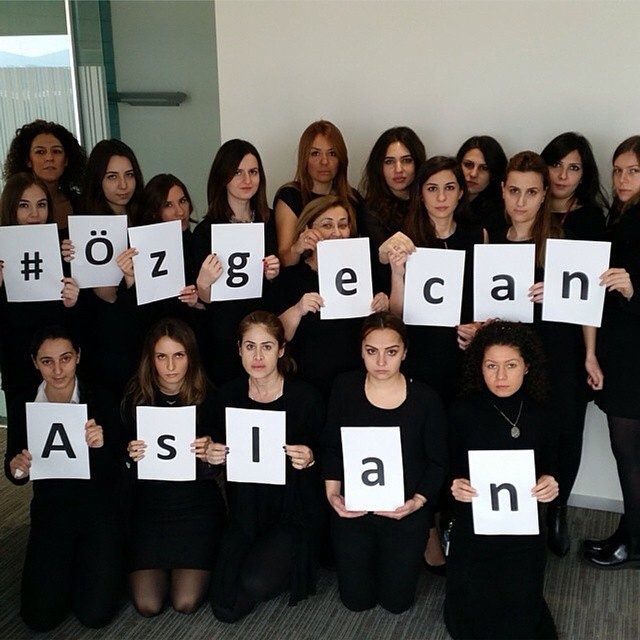 #Özgecanicinsiyahgiy