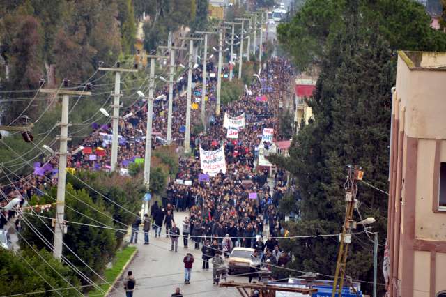 Mersin'in Tarsus ilçesinde bugün hayat durdu.