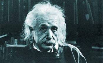 5. Hata yapın<br /><br />"Hiç hata yapmamış bir insan yeni bir şey denememiş demektir."