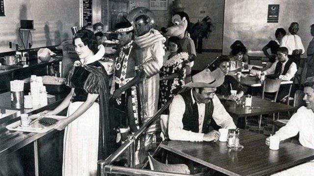 1961 yılında Disneyland çalışan kafeteryası