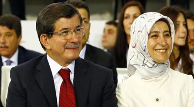 Davutoğlu, Periscope canlı yayınında!