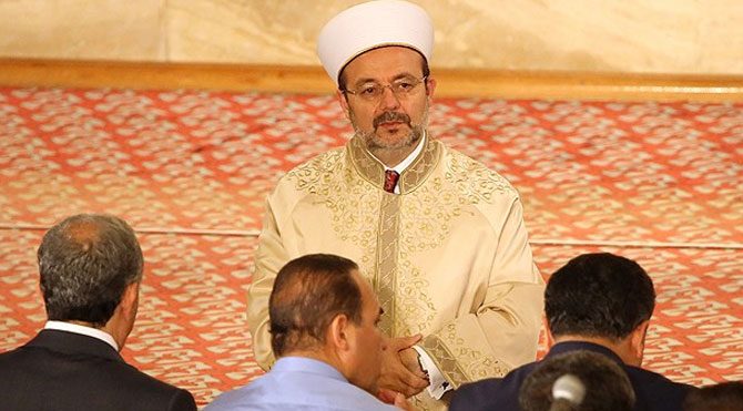 Diyanet'te araç bekleyişi