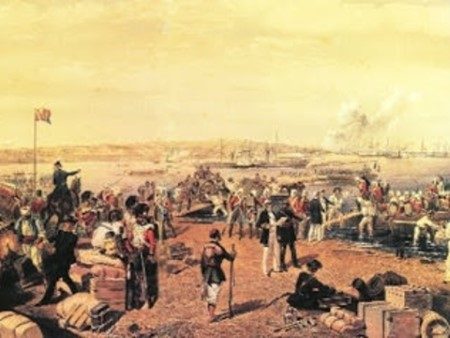 Elçi: "Sübhanallah...Hayret!...Sübhanallah!" diye söylenmeye başladı.