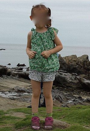 Daily Mail’de yer alan habere göre, fotoğrafın paylaşıldığı andan itibaren birçok sosyal medya kullanıcısı, botların neden orada olduğu konusunda düşüncelerini ifade etti.