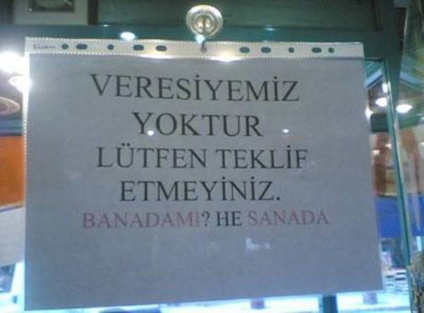 Çoğu zaman kurguya bile gerek kalmadı, zaten memlekette birçok şey kendiliğinden insanı güldürüyor.