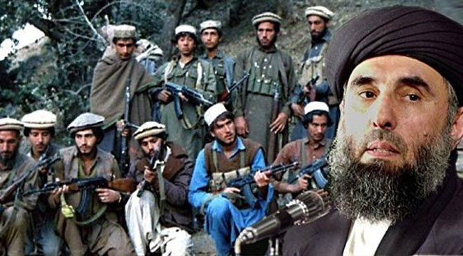 Résultat de recherche d'images pour "gülbeddin hikmetyar kimdir"