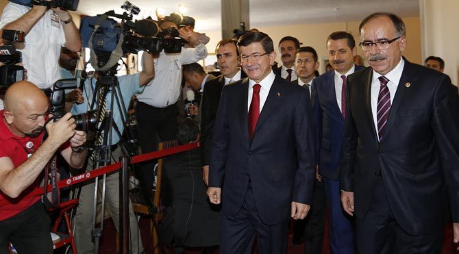 davutoglu-bahceli-ic.jpg