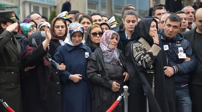 şehit-cenazesi-tepki-371-4