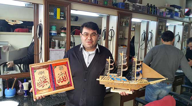 Mahkumlar da öğretmenlerine karne hediyesi verdi.