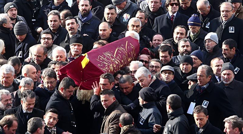 Mustafa Koç son yolculuğuna uğurlandı.