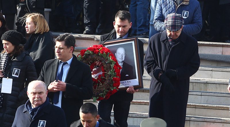 Mustafa Koç son yolculuğuna uğurlandı.