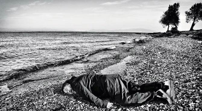 Weiwei’den Aylan bebek pozu