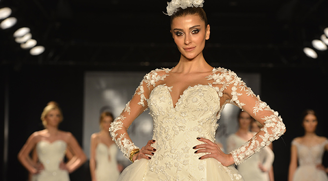 Özge Ulusoy evlilik iddialarına ateş püskürdü
