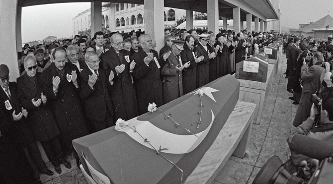 eşref bitlis cenaze