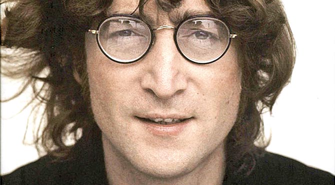 John Lennon’un saçı 103 bin liraya satıldı
