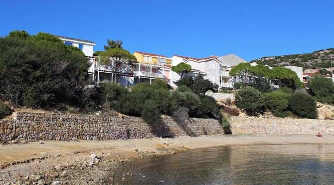 ÇEŞME'DE YAĞMA DEVRİ