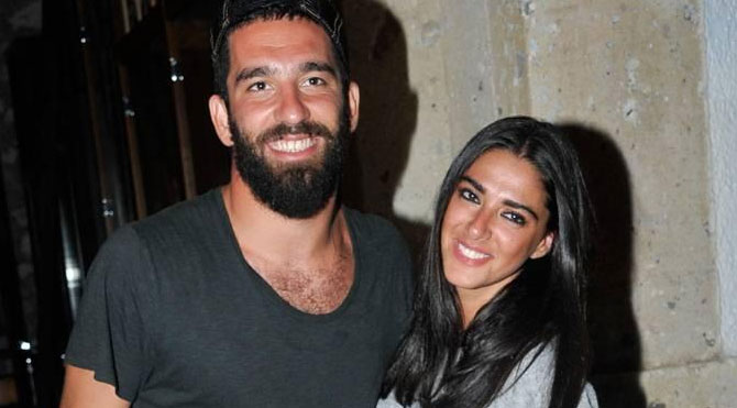 Arda Turan’dan ayrılık iddialarına cevap gibi fotoğraf