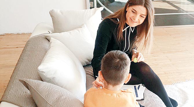 rüzgar Gönüllü destek veren psikolog Selma Akbulut, yaşı itibarıyla Rüzgar'ın trajediyle ilgili zihninde görüntü olmadığını söyledi. Ancak bir süre sonra olayın oluş biçimini algıladığı zaman travma yaşayabileceğini belirtti.