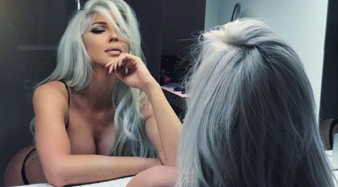 Beşiktaşlı futbolcu Tošić’in eşi Jelena Karleuša’dan cesur poz