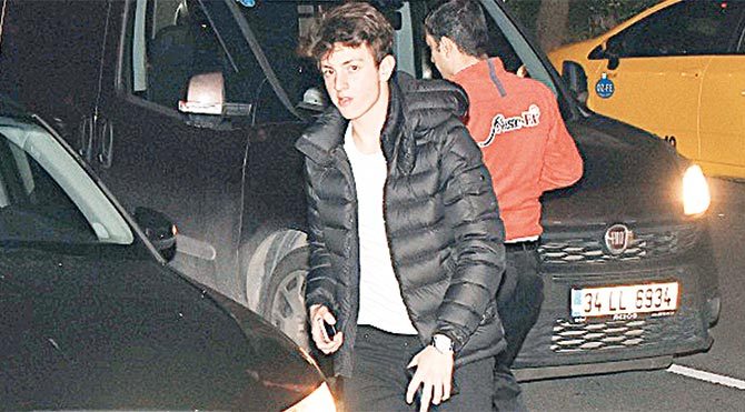Emir ilk kez görüntülendi