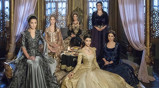 Muhteşem Yüzyıl Kösem Sultan final yapıyor. İşte Beren Saat’li Kösem Sultan’ın final tarihi