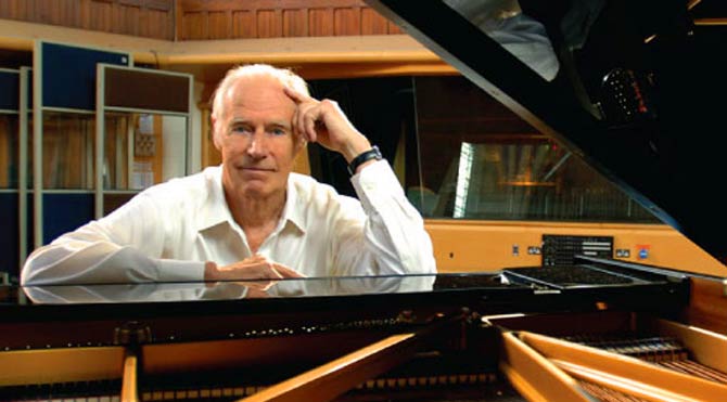 George Martin yaşamını yitirdi