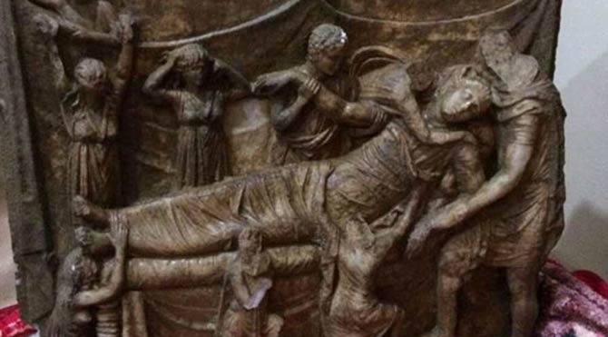 1600 yıllık lahit mezarı satışa çıkardılar