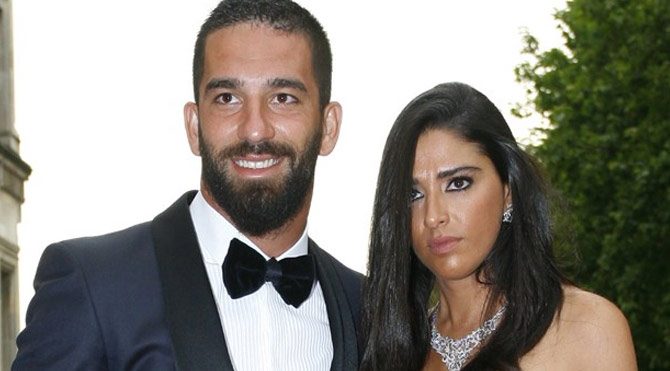 Arda Turan’ın sevgilisi Aslıhan Doğan sosyal medya hesabını kapattı