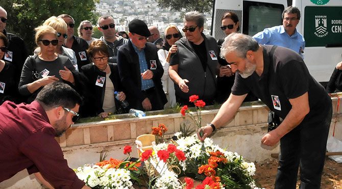 Aydın Tansel son yolculuğuna uğurlandı