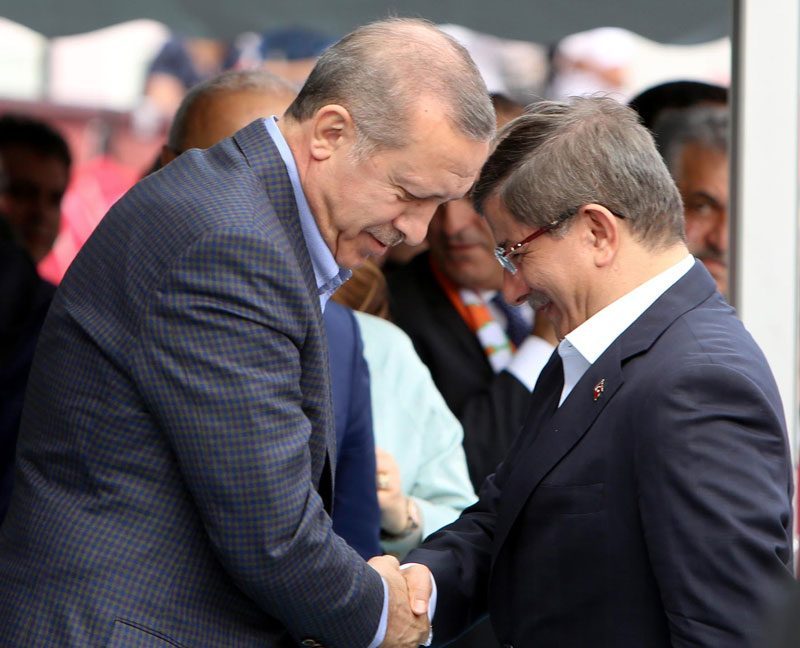davutoğlu-erdoğan--el-elele