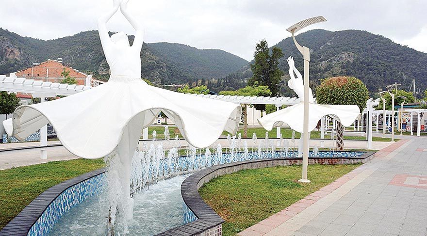O heykel yeni adresinde
